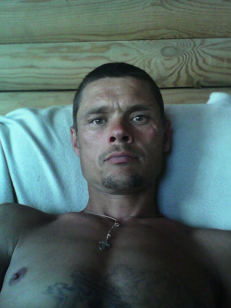  ,   Pavel, 42 ,   
