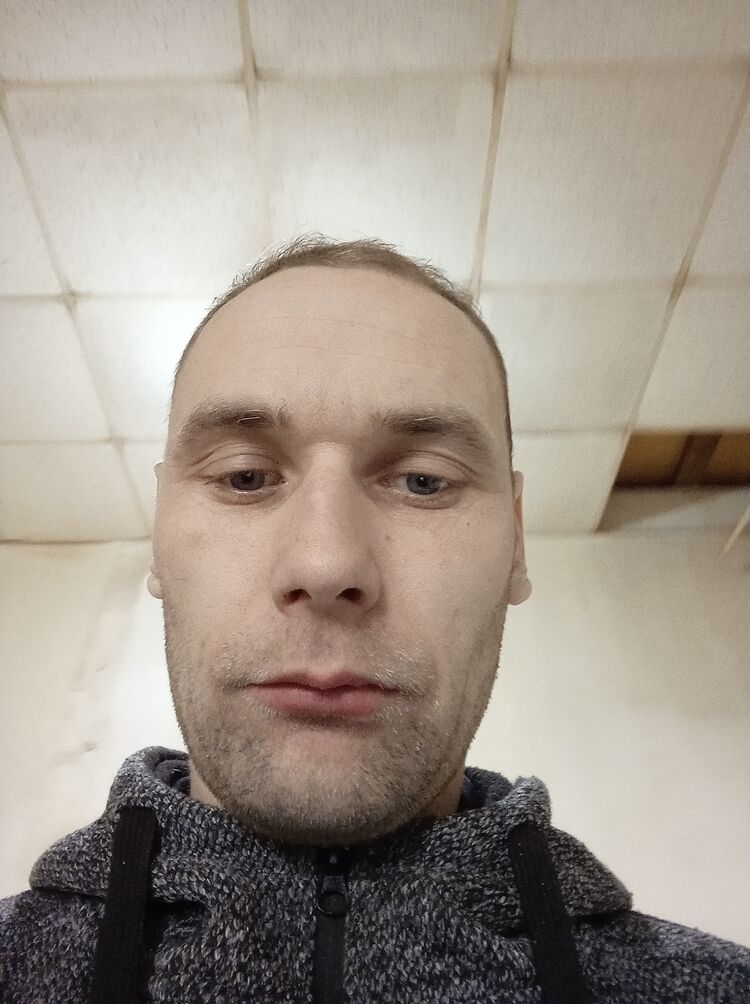  31946653  , 35 ,    -