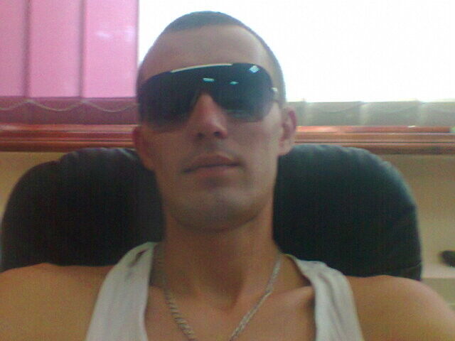  4406613  DroN 1986, 38 ,    