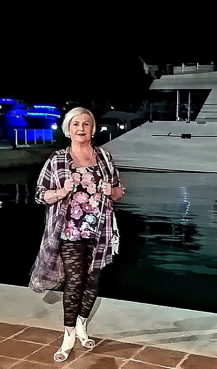  ,   Veronika, 61 ,   ,   , c 