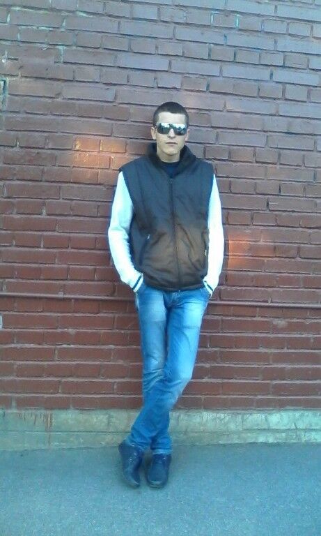  -,   , 32 ,   