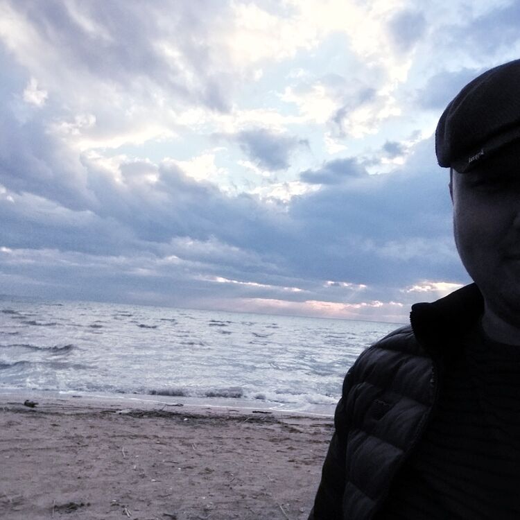  ,   Ruslan, 32 ,   ,   