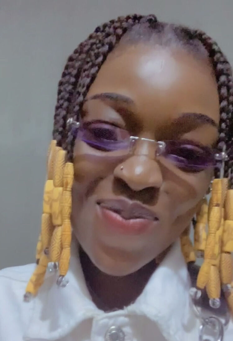  30170823  Queen, 32 ,    Cotonou