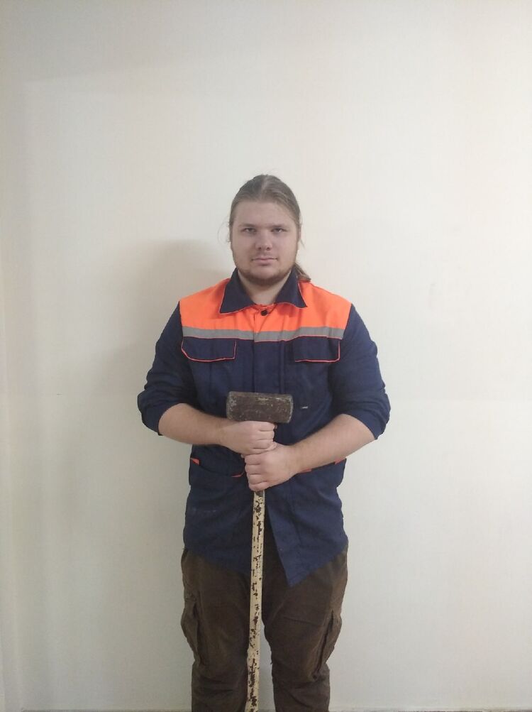  33398643  , 22 ,    -