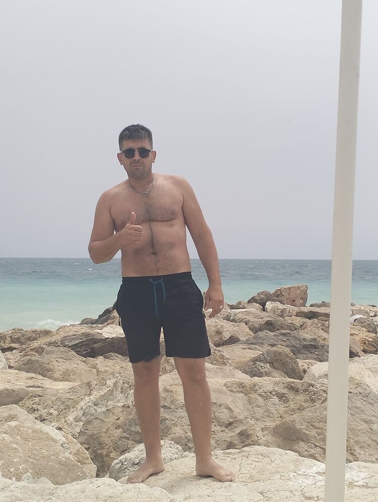  43798003  Dima, 34 ,    Charenton-Le-Pont