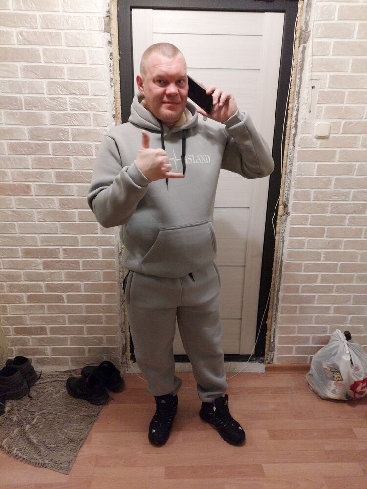  47638563  , 29 ,    
