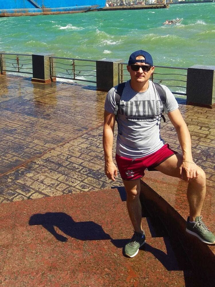  ,   Nikolaj, 39 ,   ,   , c 