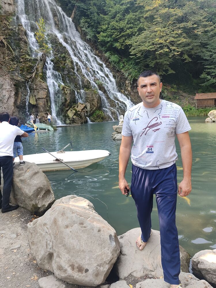  ,   Ruslan, 33 ,   ,   