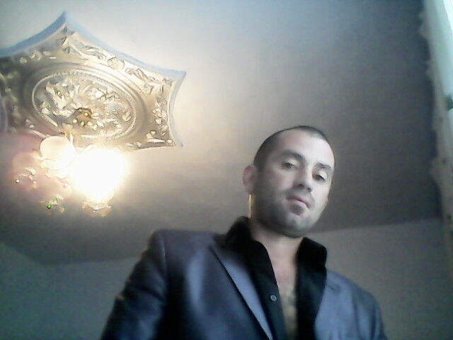  6603213  Yuran, 48 ,    