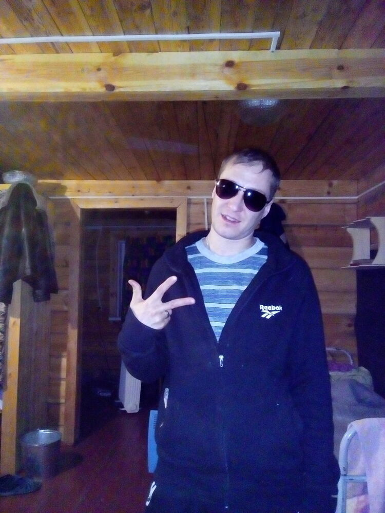  14422653  Kosty, 37 ,    