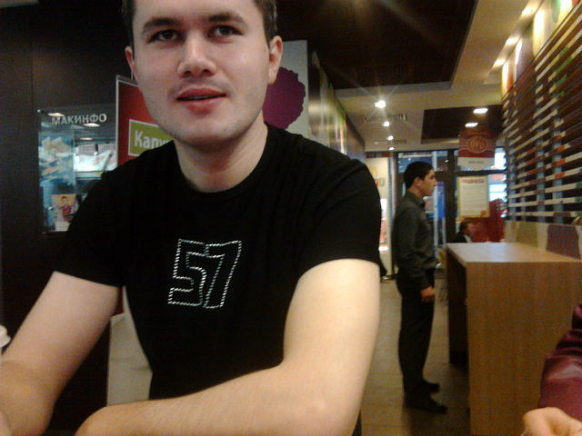  16602673  Ravshan, 34 ,    