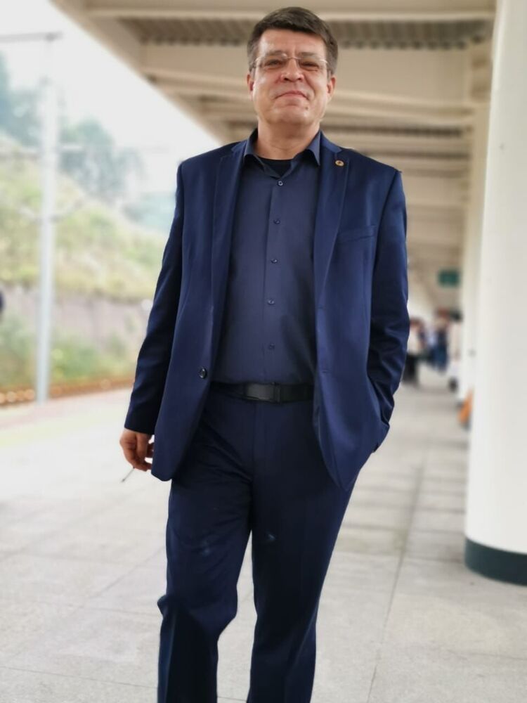 ���� 49098043 ������� ������, 52 ����, ���� ���������� � �����