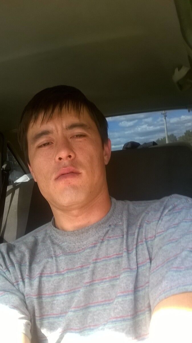  9754723  Bobur, 38 ,    