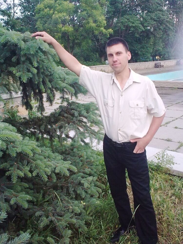  18611663  Ruslan, 41 ,    