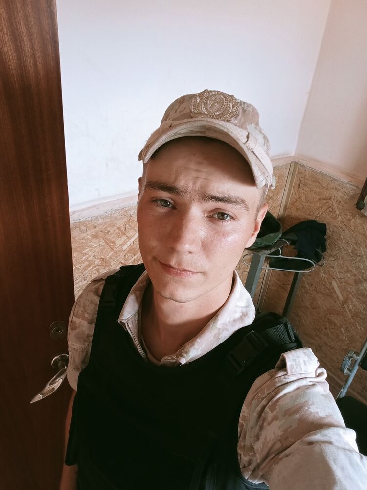  44652763  , 25 ,    