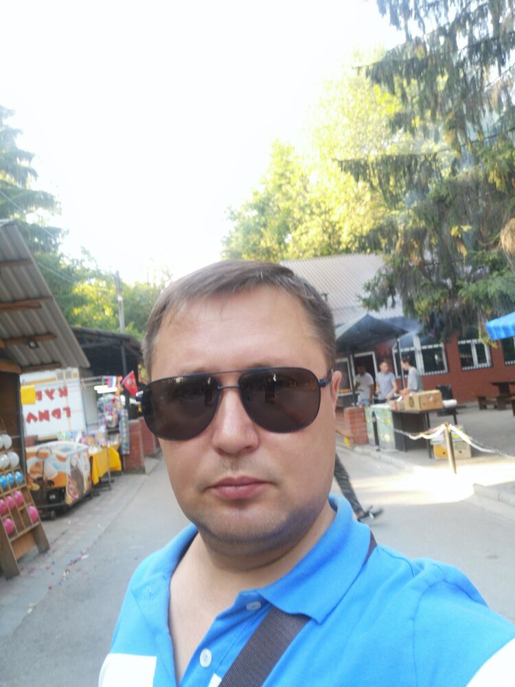  28307743  Veny, 42 ,    