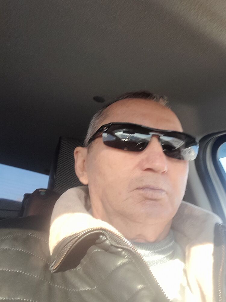  42075043  , 60 ,    