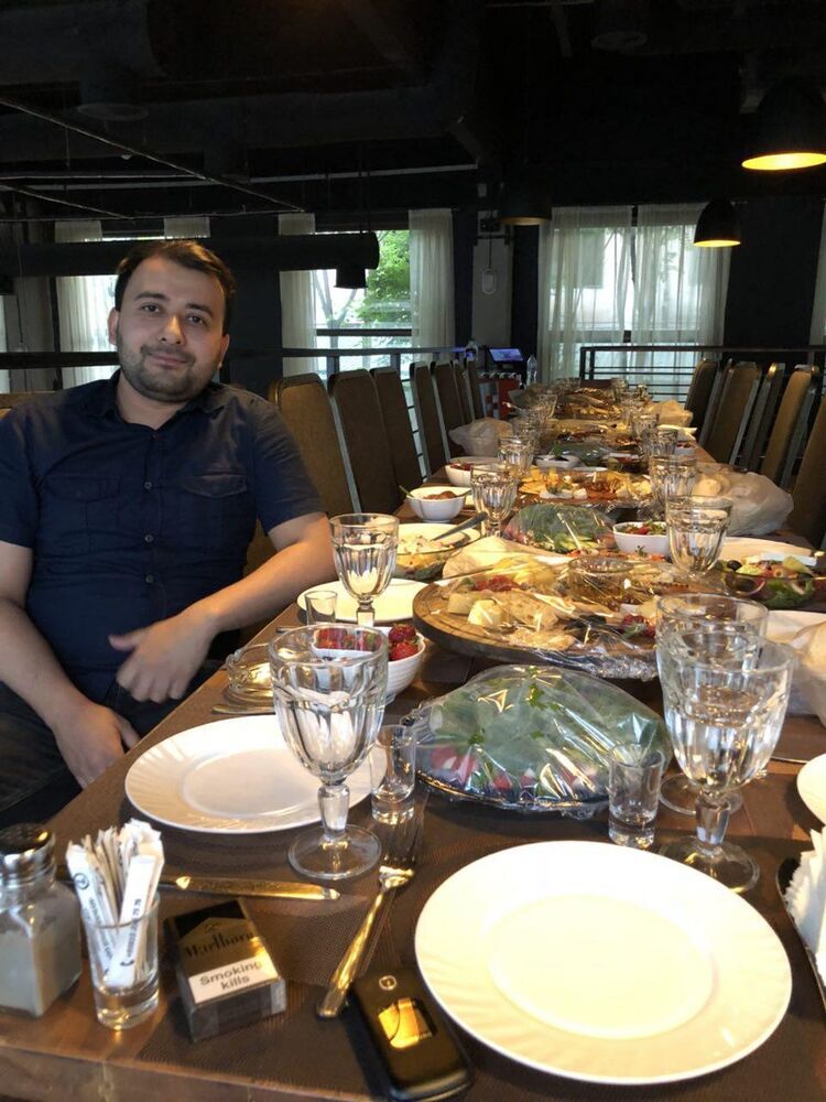  12464443  Buni, 37 ,    