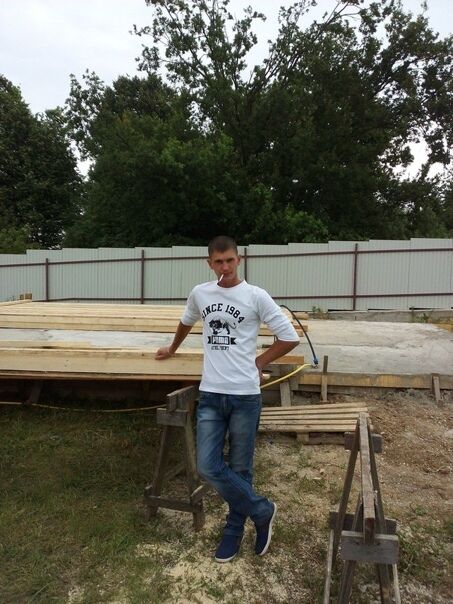  ,   Alex, 32 ,   ,   