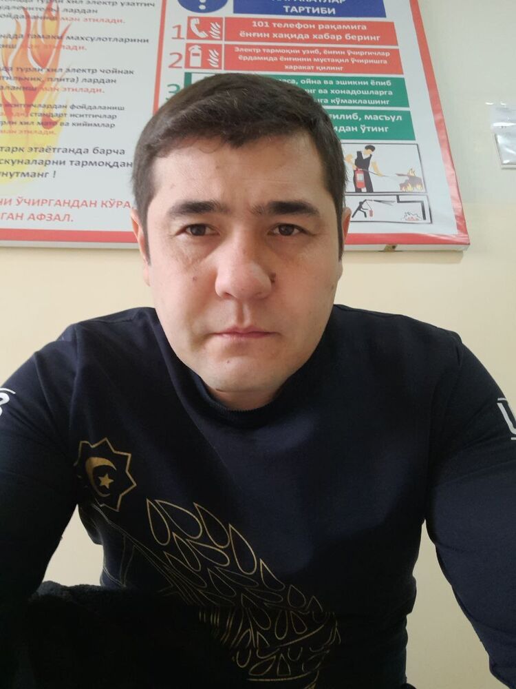  52815693  , 40 ,    