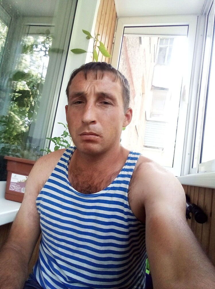  28542403  , 35 ,    