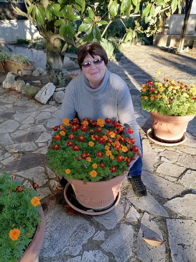  Capena,   Olga, 60 ,   ,   