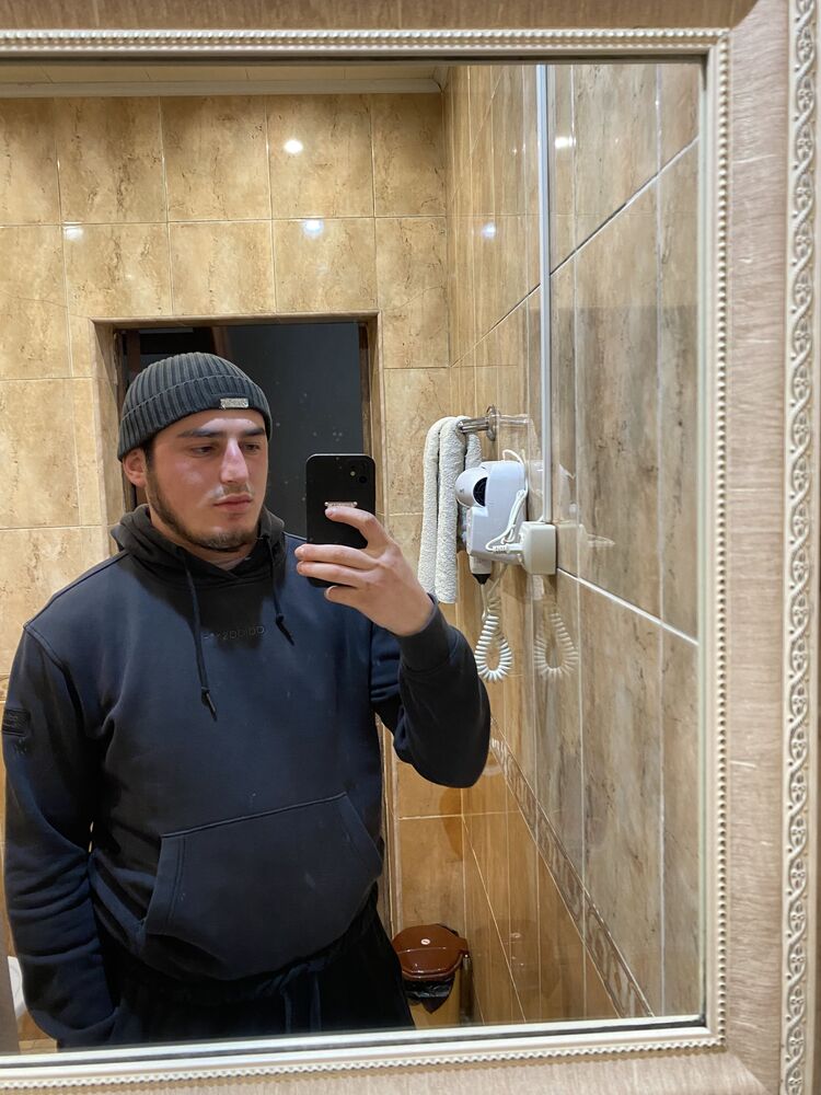  41525303  , 27 ,    