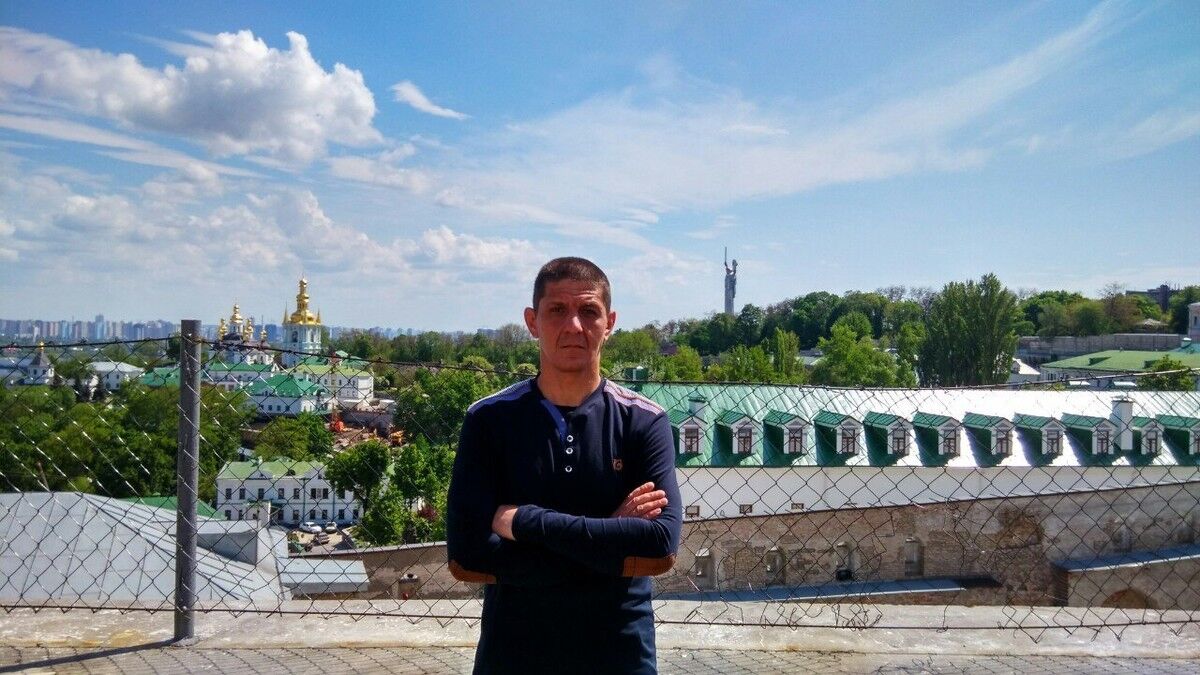  11993413  Aleksej, 48 ,    