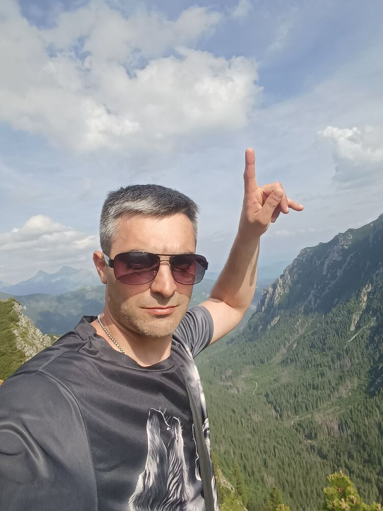  Warszawa,   EDWARD, 37 ,   ,   