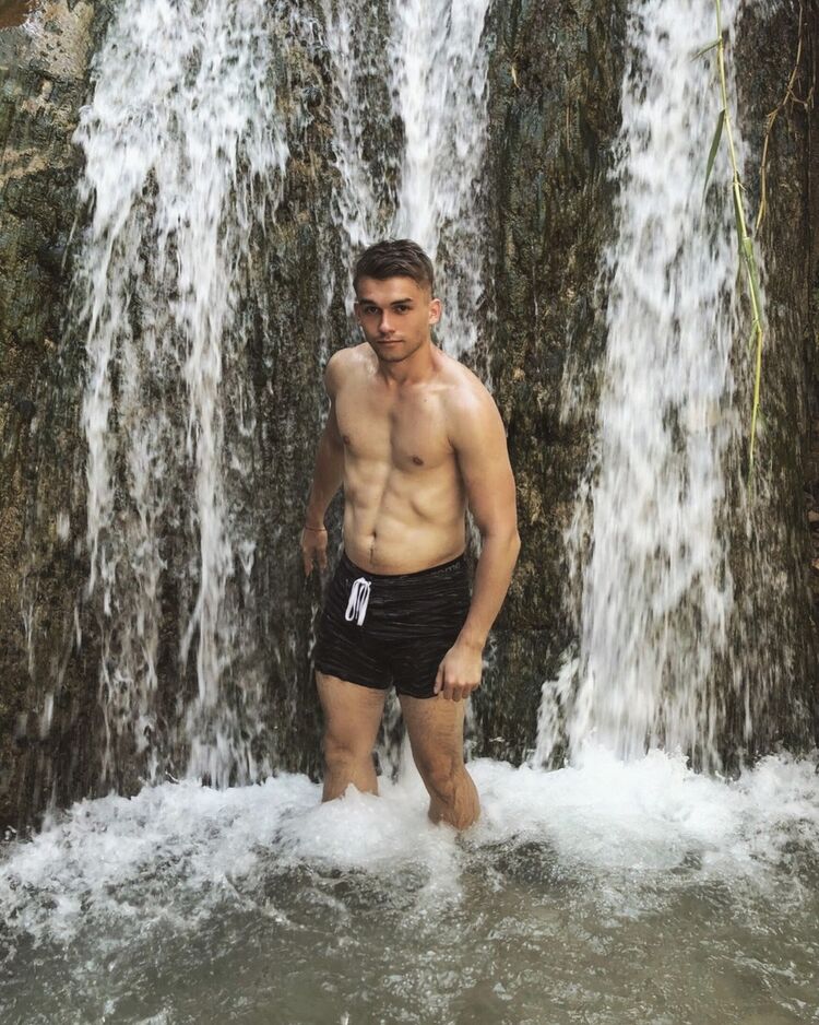 ���� 18347753 ������� �����, 28 ���, ���� ���������� � ������