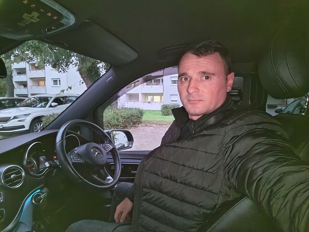  48342703  Veaceslav, 38 ,    