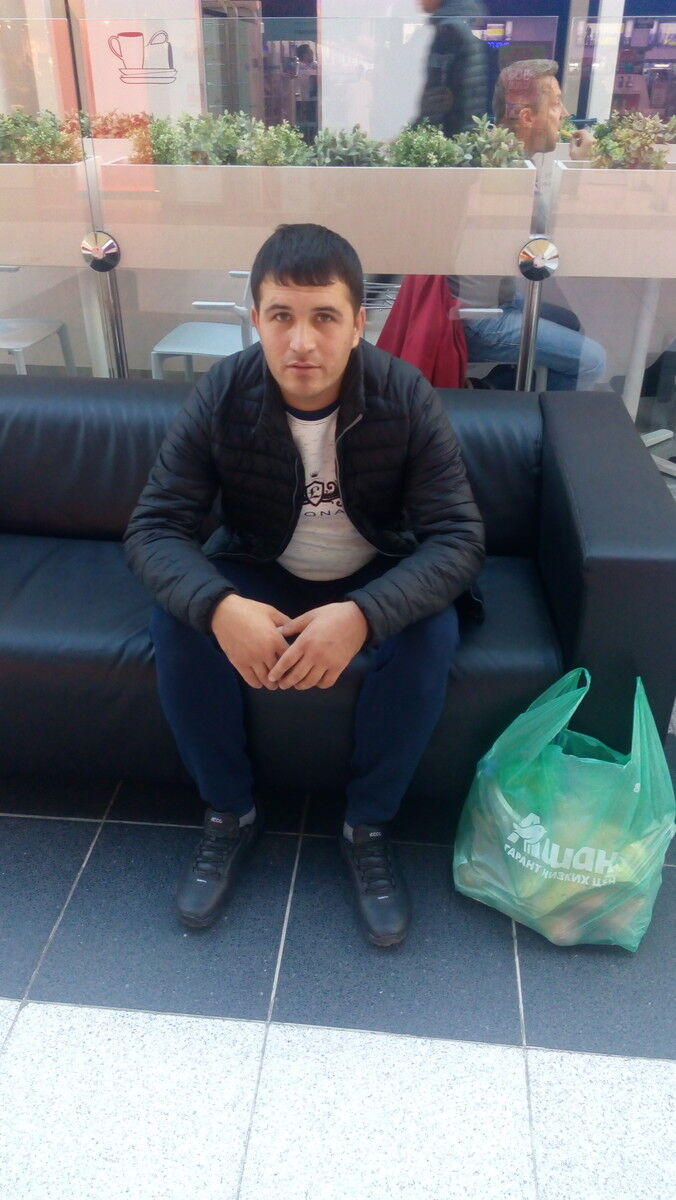  10648983  , 37 ,    -