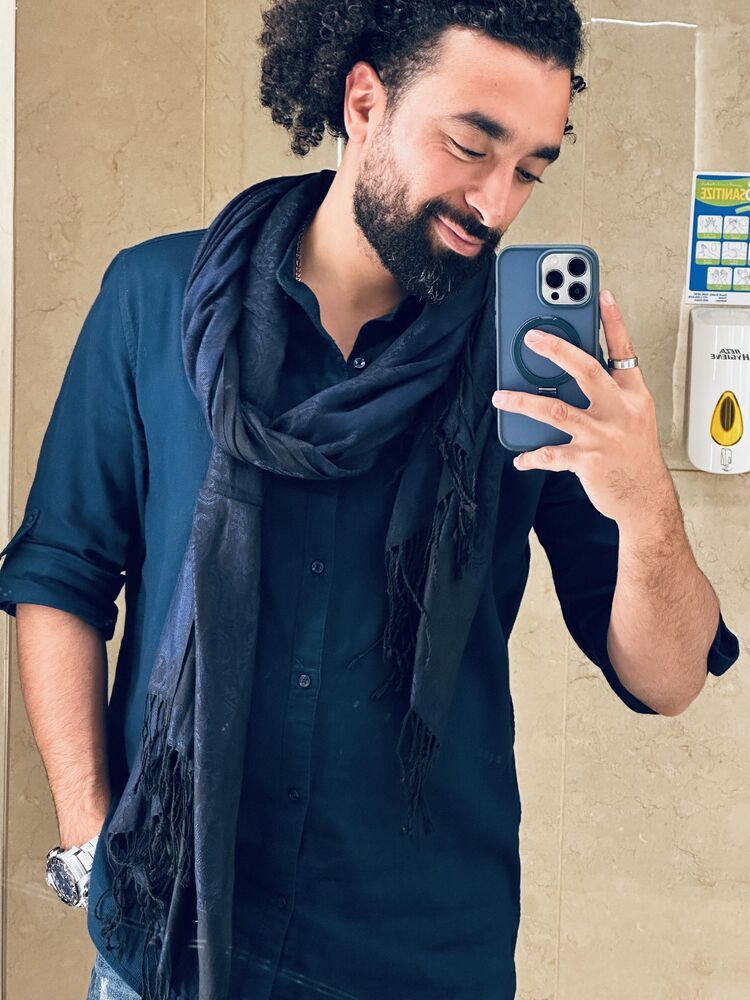  Coloma,   Mostafa, 35 ,   ,   , c 