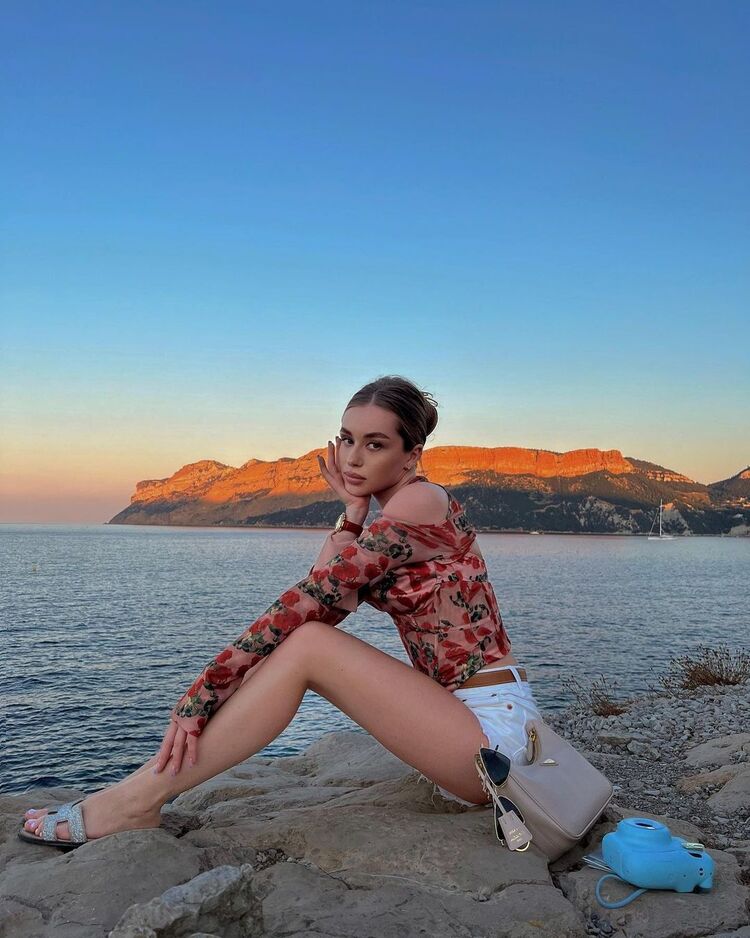  37236723  , 22 ,    -