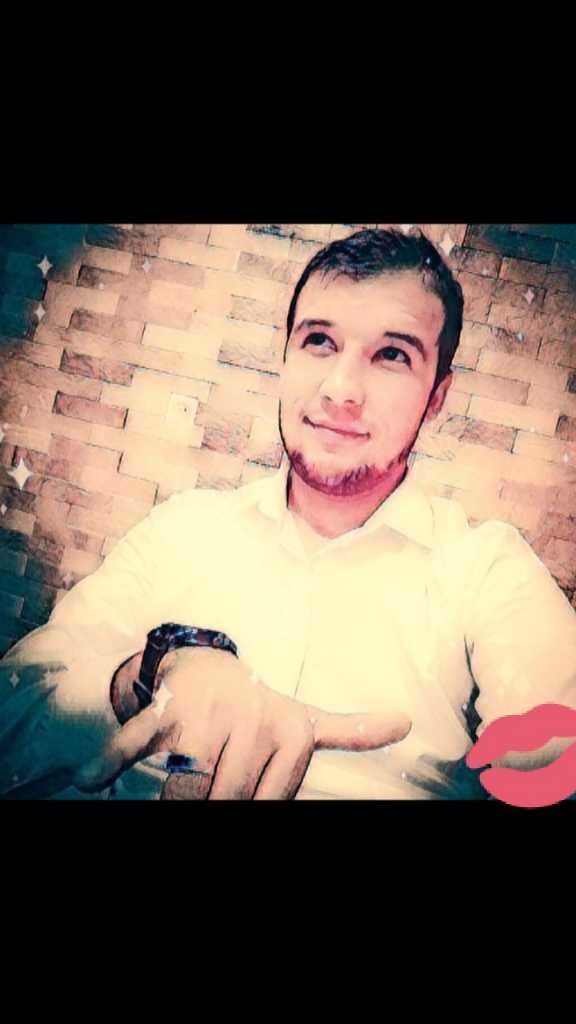  17975713  Rahmatjon, 32 ,    