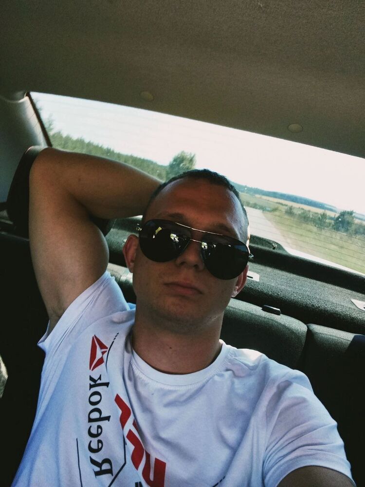  37038043  , 23 ,    