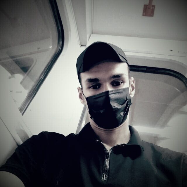  ,   Pilot, 31 ,   ,   