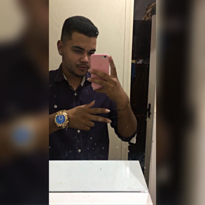  28282013  Daniel, 22 ,    --