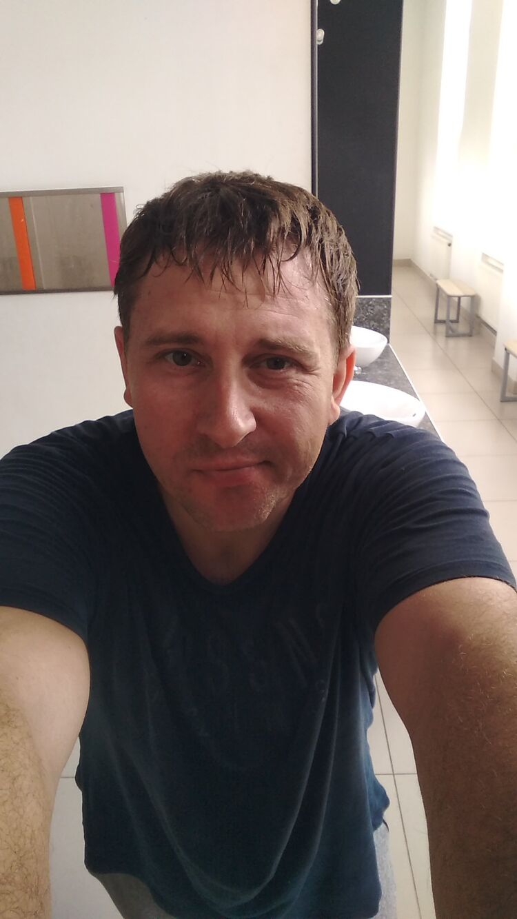  ,   Maxim, 43 ,   ,   