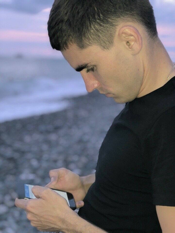  15074633  Vitali, 34 ,    