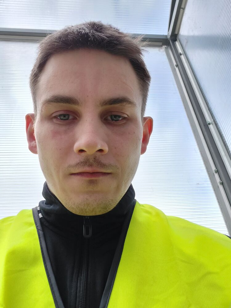  ,   Nikolaj, 32 ,   ,   