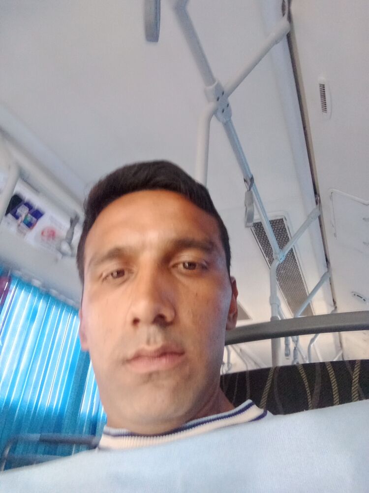 50733943  Johongir, 25 ,    