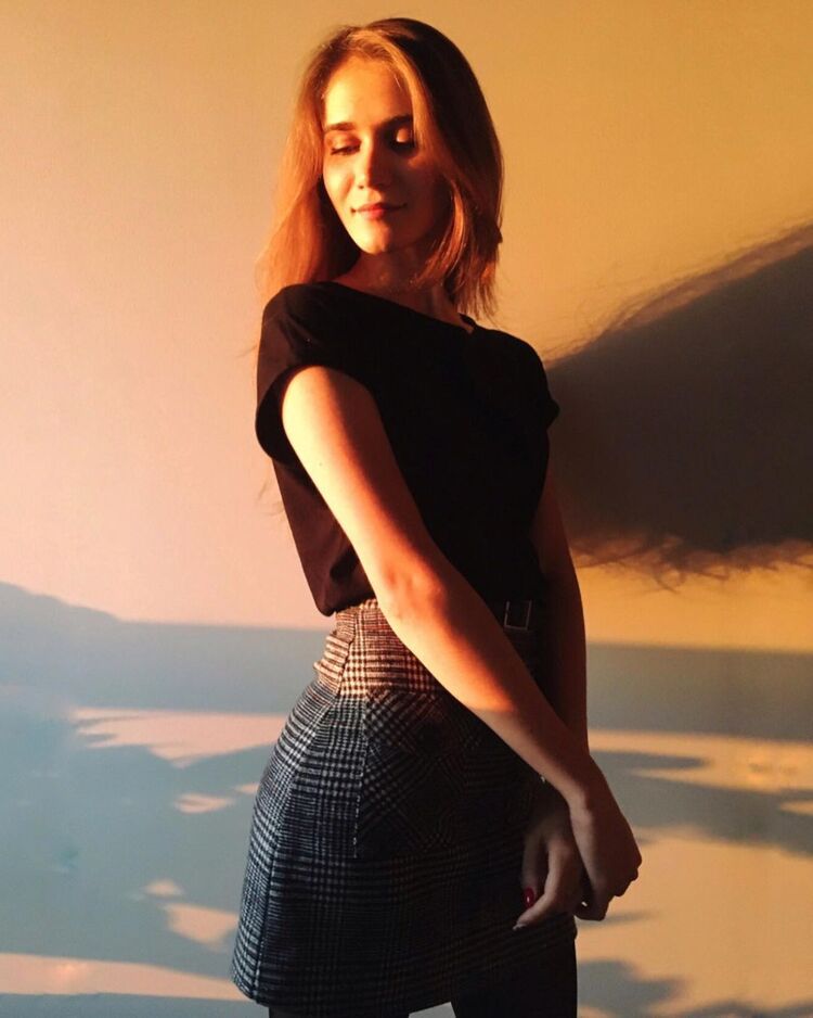  ,   Marina, 24 ,   ,   