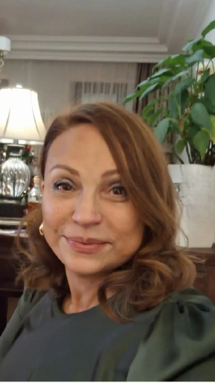 -,   Alla, 56 ,   ,   , c 