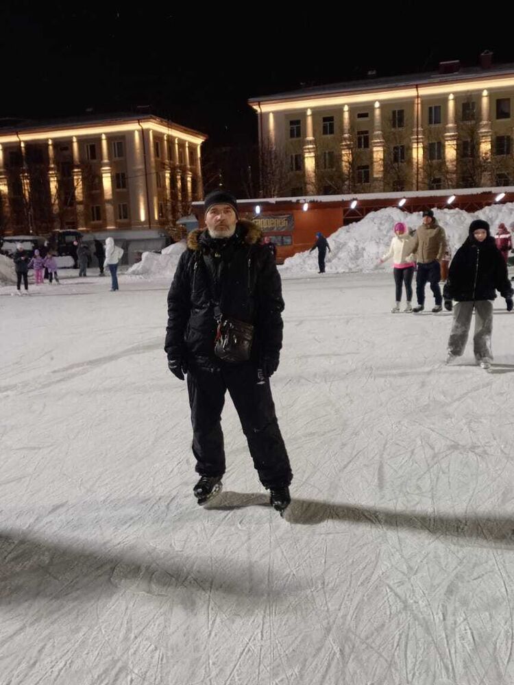  49965543  Alexey, 49 ,    