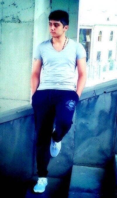  9194353  Micael, 28 ,    