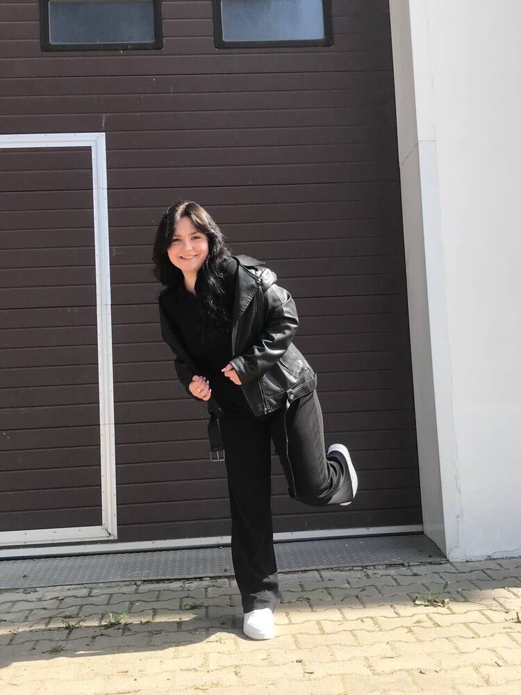  ,   , 19 ,     , c 