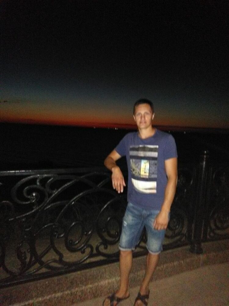  14857103  Lukas, 36 ,    