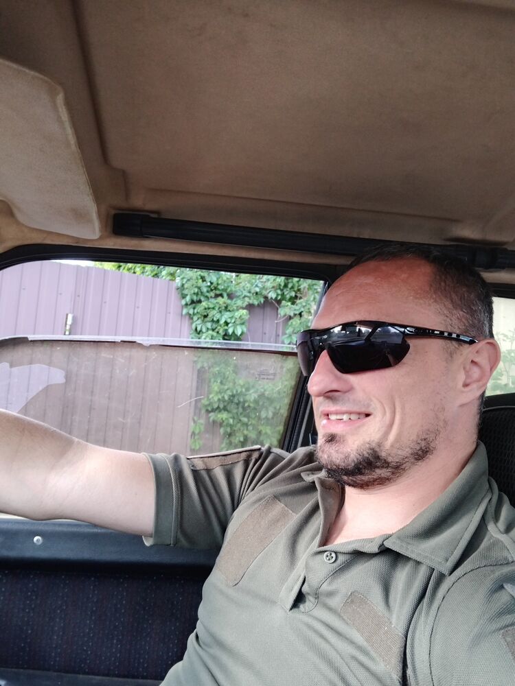  53987213  Alexander, 34 ,    
