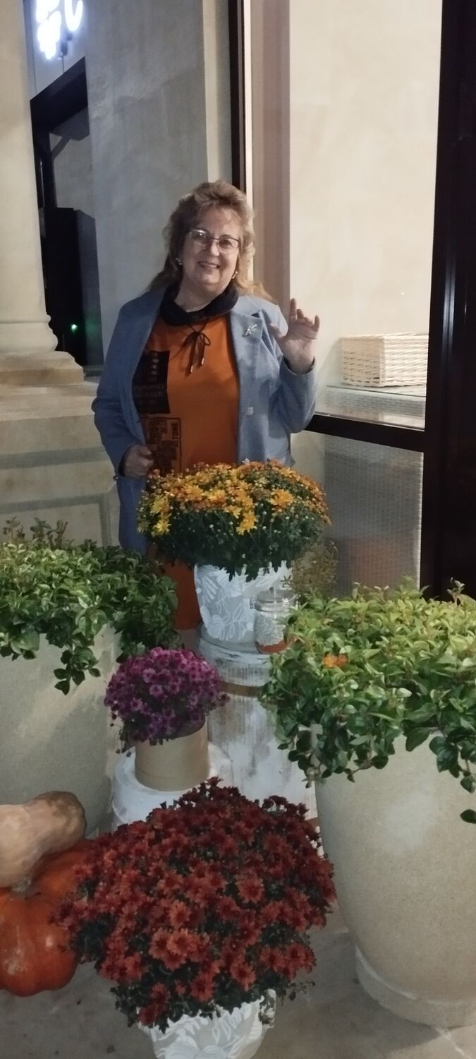  47825613  Svetlana, 65 ,    